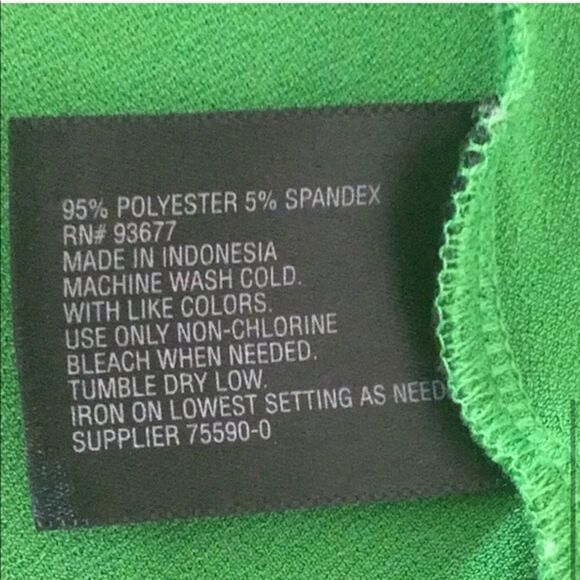 Beautiful Kelly Green Sleeveless Knit Top size L - Picture 6 of 6